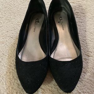 Chinese Laundry flats